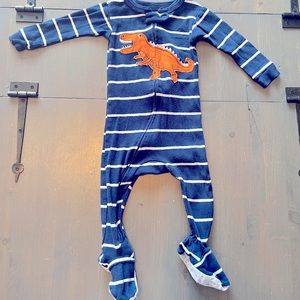 4/$15🌸 Dinosaur Baby Sleeper